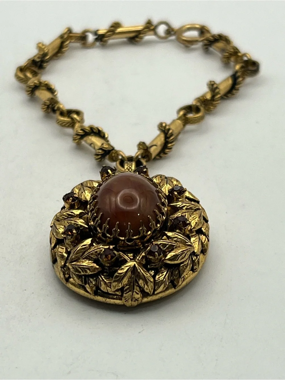 Victorian revival brown cabochon gold tone leaf rhinestone bracelet vintage